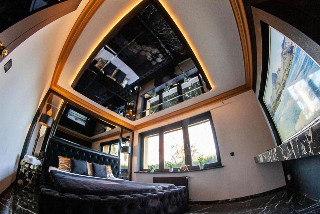 Black Night Willa Pulkowa Apartment Warsaw Exterior photo